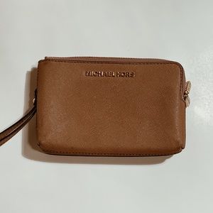 Michael Kors wristlet Wallet